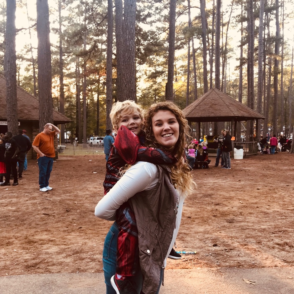 Meet your Posher, Kakayla